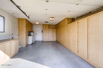 17622 N 104th Ave, Sun City, AZ 85373