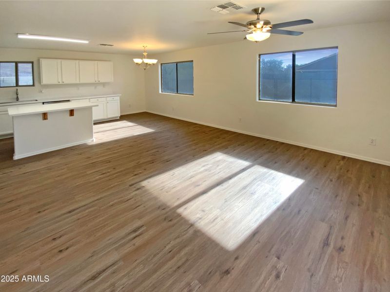 17623 W Watson Ln, Surprise, AZ 85388