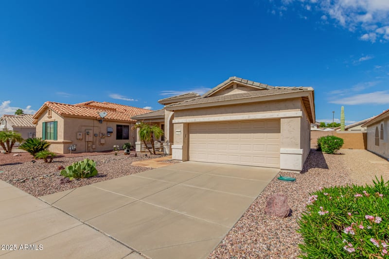 17624 Ingleside Dr, Surprise, AZ 85374