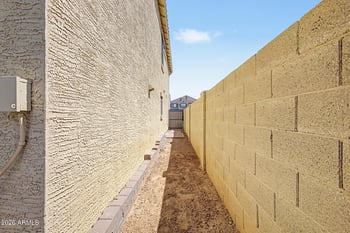 17624 Voltaire St, Surprise, AZ 85388
