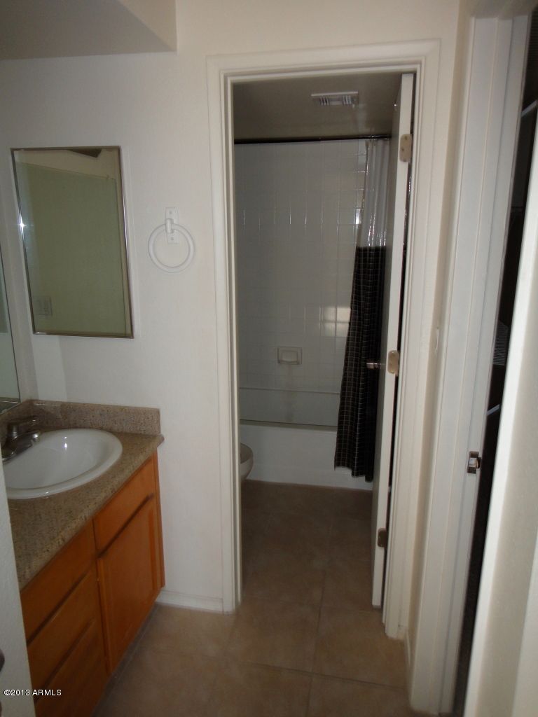 17625 N 7th St #2077, Phoenix, AZ 85022