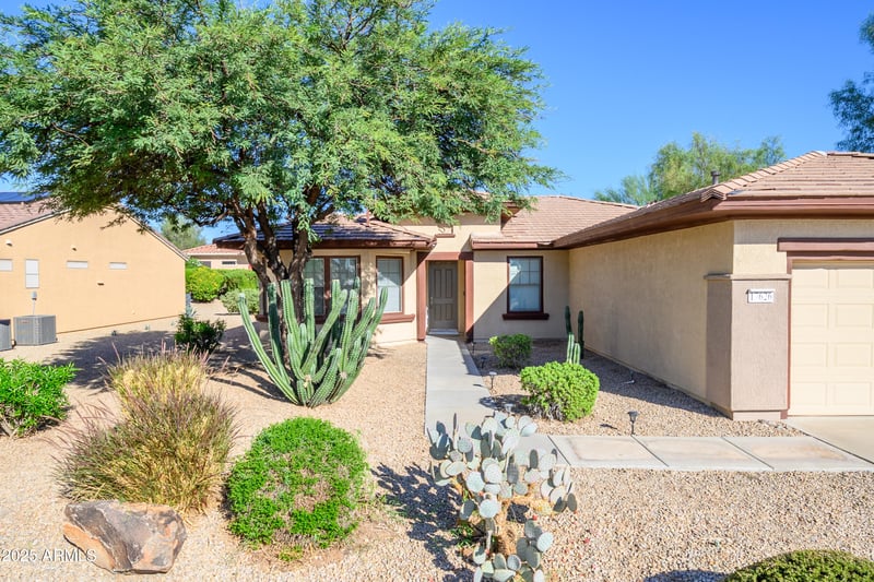 17626 Calistoga Dr, Surprise, AZ 85387