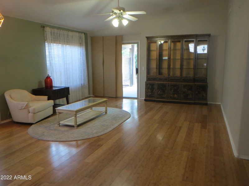 17626 N 6th Ave, Phoenix, AZ 85023