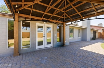 17627 1st St, Phoenix, AZ 85022