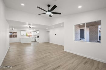 17628 39th Ave, Glendale, AZ 85308