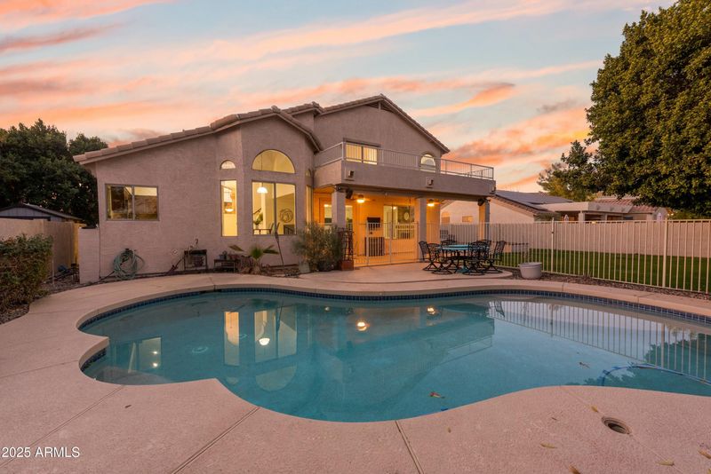 1763 S Red Rock St, Gilbert, AZ 85295