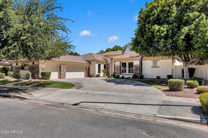 1763 W Blue Ridge Way, Chandler, AZ 85248
