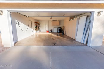 17631 42nd Dr, Glendale, AZ 85308