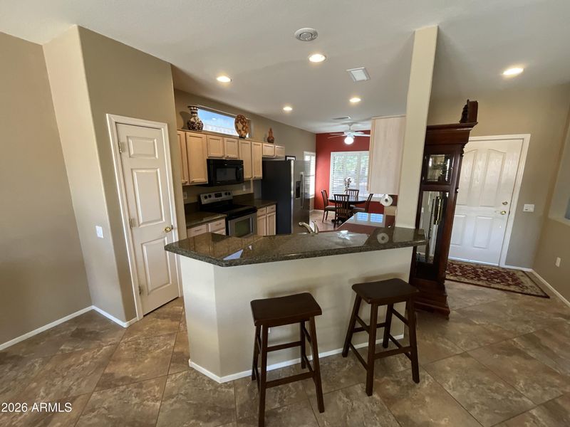 17631 N Saddle Ridge Dr, Surprise, AZ 85374