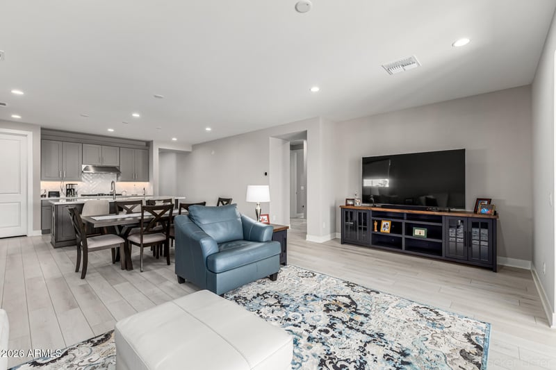 17631 Crawfordsville Dr, Surprise, AZ 85388