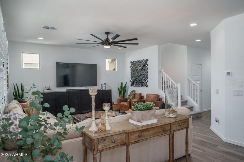 17633 Colter St, Litchfield Park, AZ 85340