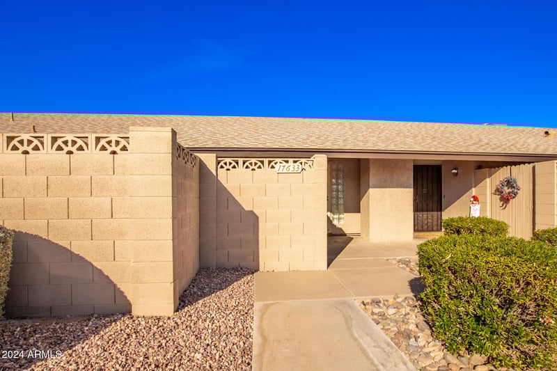 17633 Lindner Dr, Glendale, AZ 85308