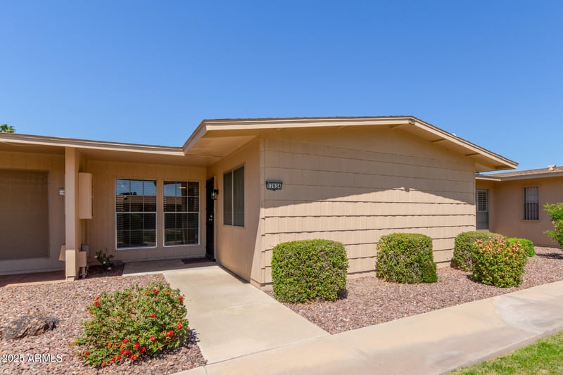 17634 102nd Dr, Sun City, AZ 85373