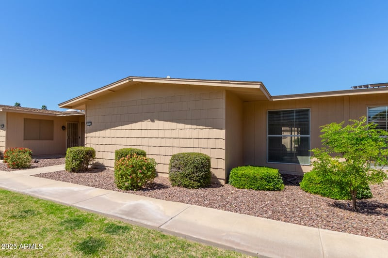 17634 102nd Dr, Sun City, AZ 85373