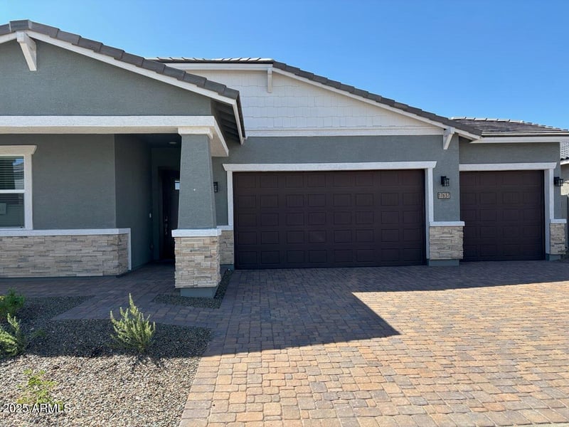 17637 Mariposa Dr, Goodyear, AZ 85395