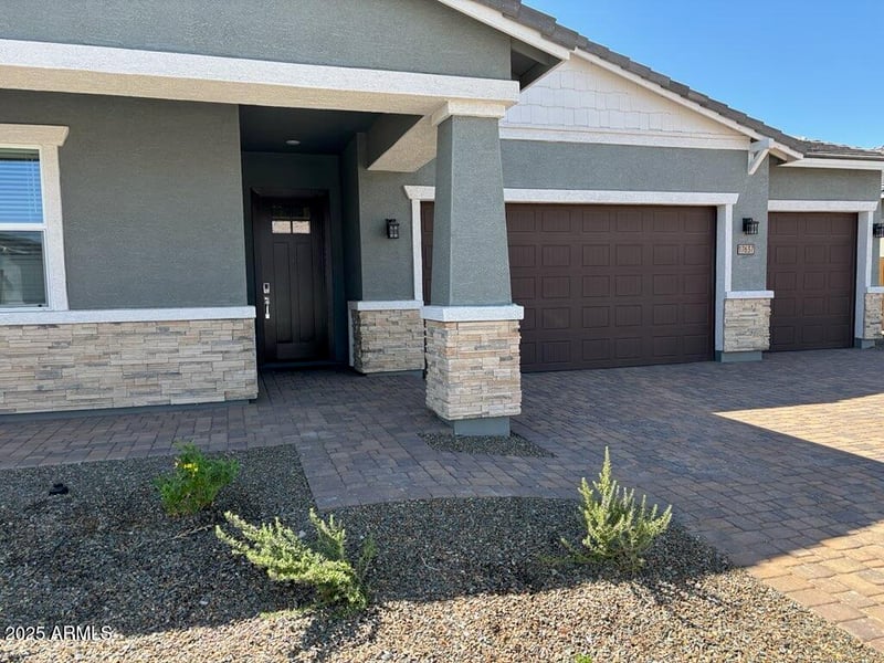 17637 Mariposa Dr, Goodyear, AZ 85395