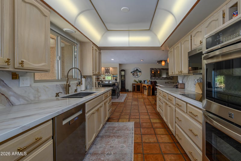 17638 Conquistador Dr, Sun City West, AZ 85375