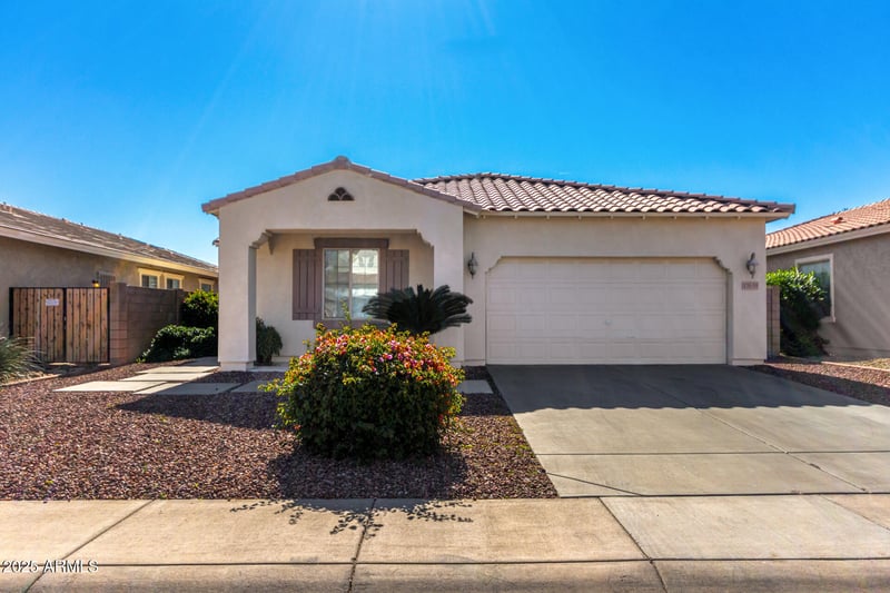 17639 Caribbean Ln, Surprise, AZ 85388