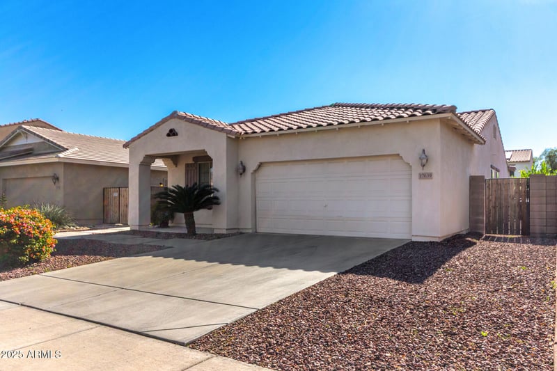 17639 Caribbean Ln, Surprise, AZ 85388