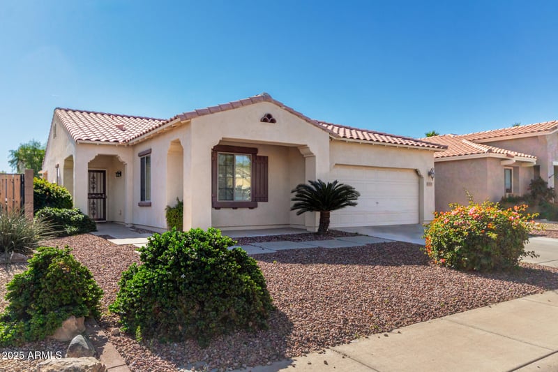 17639 Caribbean Ln, Surprise, AZ 85388