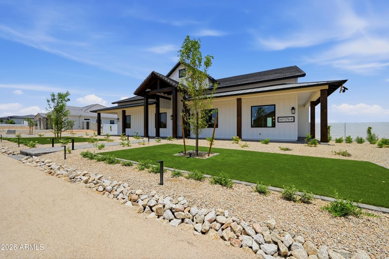 1764 W Lucky Ln, San Tan Valley, AZ 85144