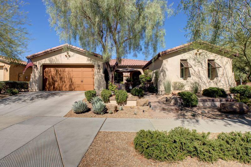 1764 W Sienna Bouquet Pl, Phoenix, AZ 85085