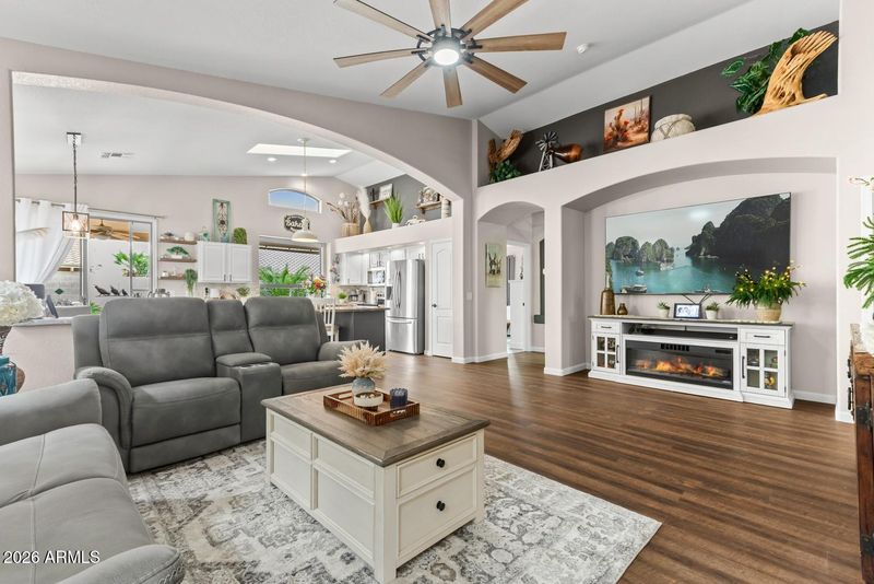17643 W Weatherby Dr, Surprise, AZ 85374
