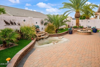17643 W Weatherby Dr, Surprise, AZ 85374
