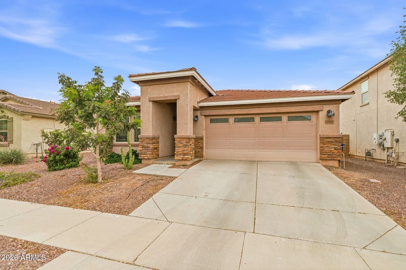 17646 Maya Way, Surprise, AZ 85387
