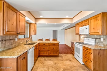 17646 Whispering Oaks Dr, Sun City West, AZ 85375