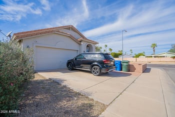 17648 17th St, Phoenix, AZ 85022