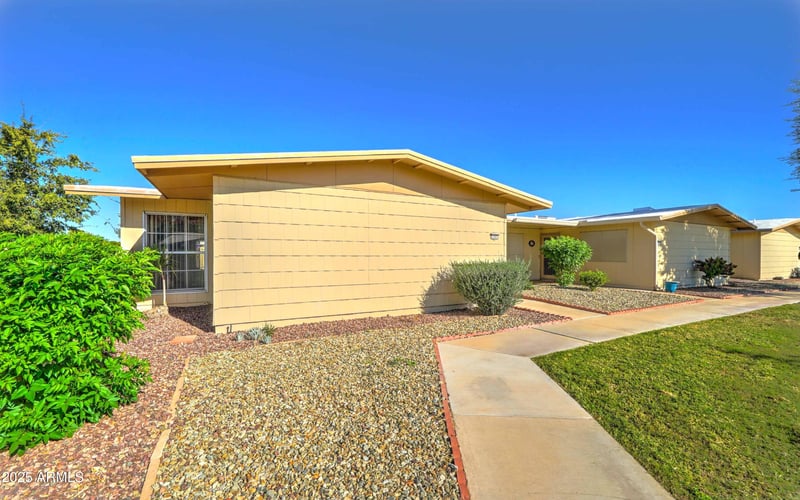 17651 99th Dr, Sun City, AZ 85373