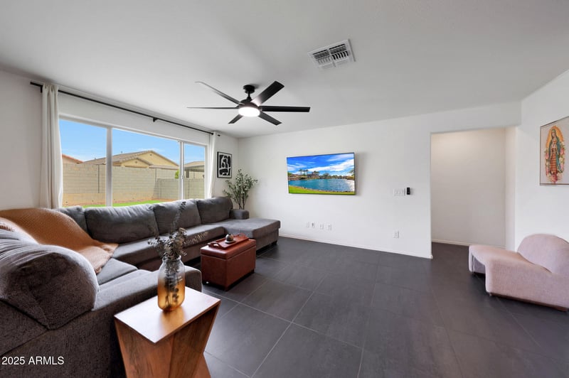 17652 Gambit Trl, Surprise, AZ 85387