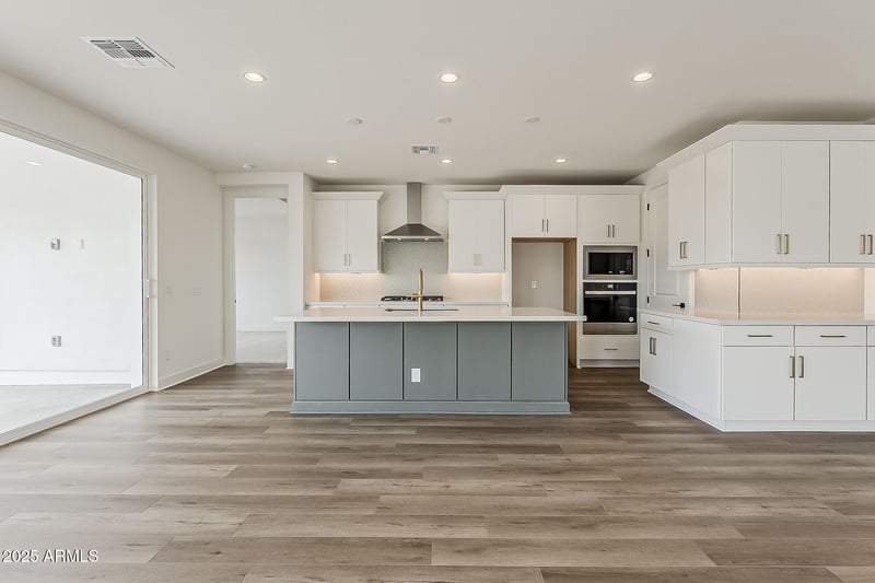 17655 Crawfordsville Dr, Surprise, AZ 85388