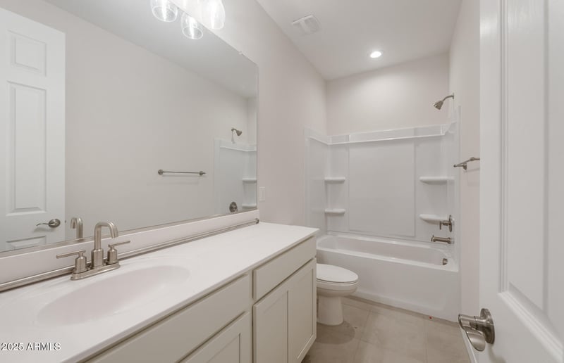17656 Palo Verde Dr, Litchfield Park, AZ 85340