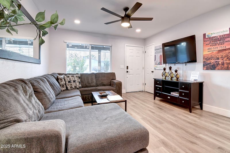 17659 Paradise Park Dr, Phoenix, AZ 85032