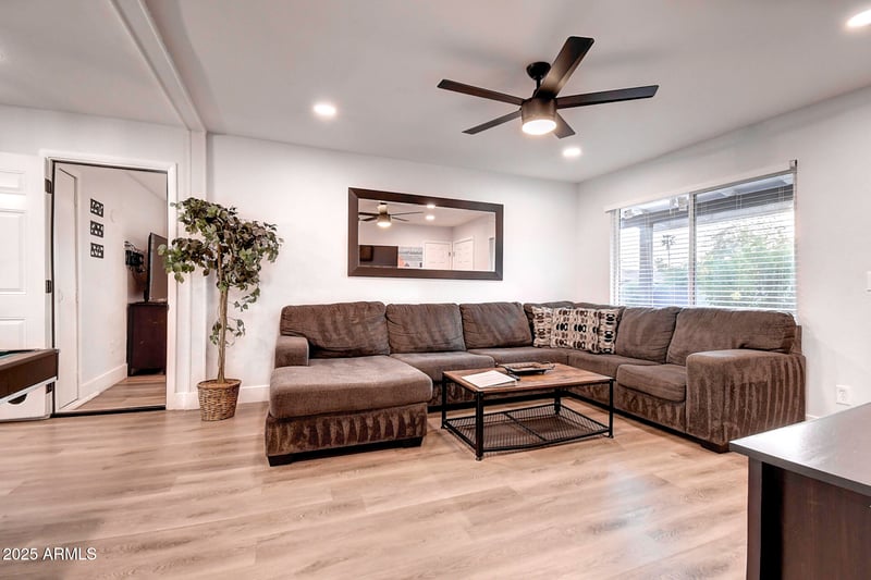 17659 Paradise Park Dr, Phoenix, AZ 85032