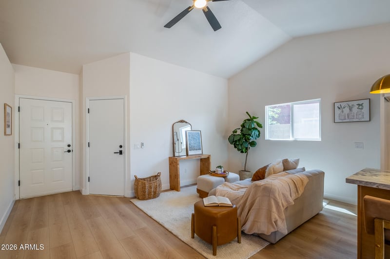 1766 E Sandra Ter, Phoenix, AZ 85022