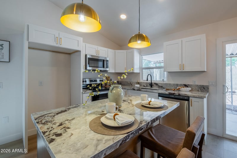 1766 E Sandra Ter, Phoenix, AZ 85022