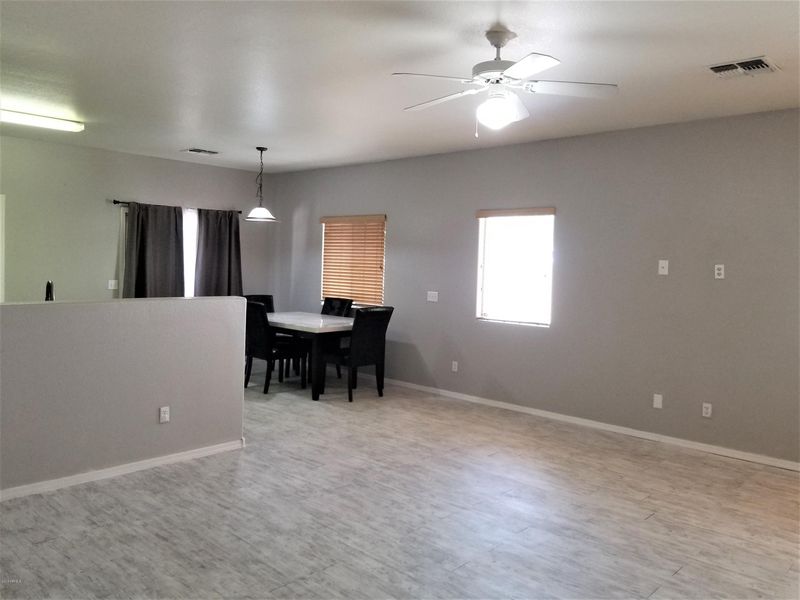 1766 E Silversmith Trl, San Tan Valley, AZ 85143