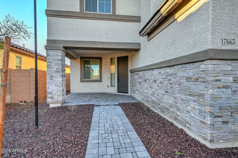 17663 Straight Arrow Ln, Surprise, AZ 85387