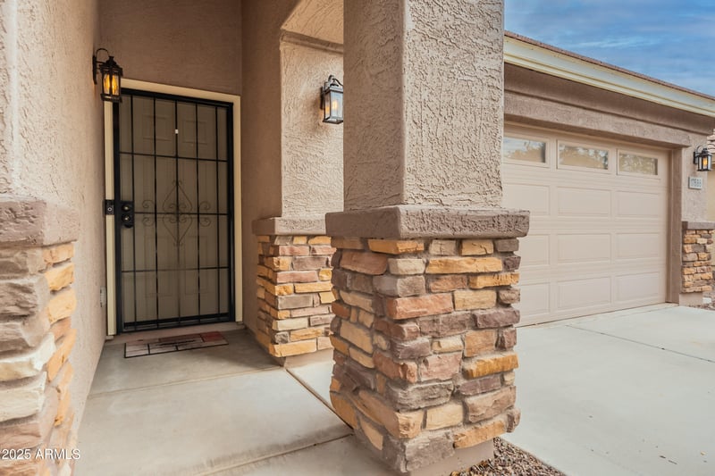 17686 Maya Way, Surprise, AZ 85387
