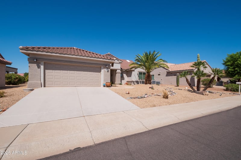 17686 N Amberwood Dr, Surprise, AZ 85374