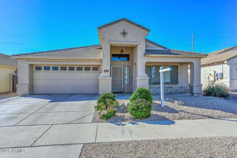 17687 Charter Oak Rd, Surprise, AZ 85388