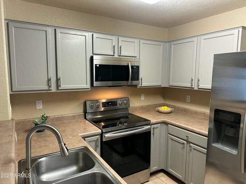 17693 Maya Way, Surprise, AZ 85387