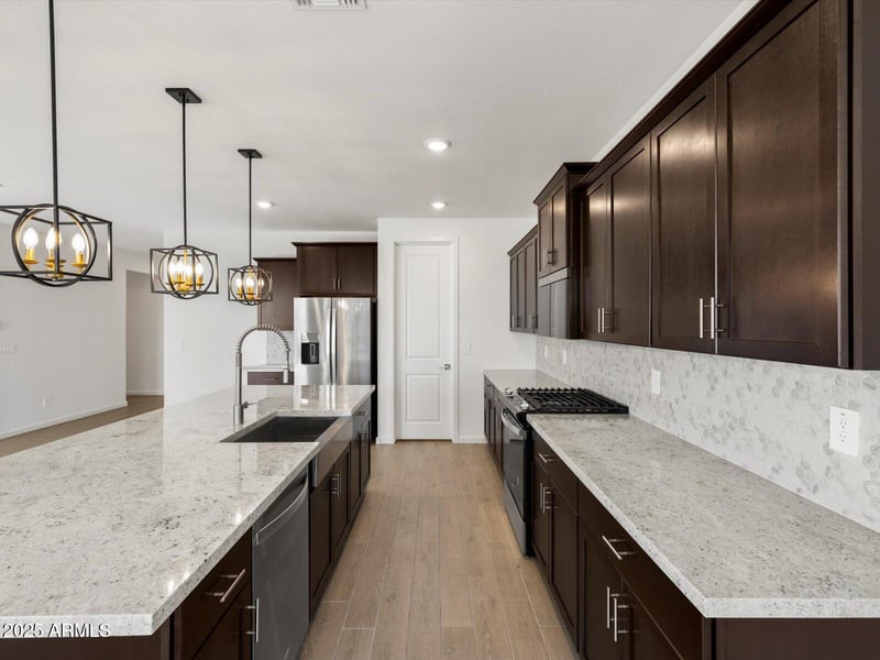 17695 Odeum Ln, Goodyear, AZ 85338