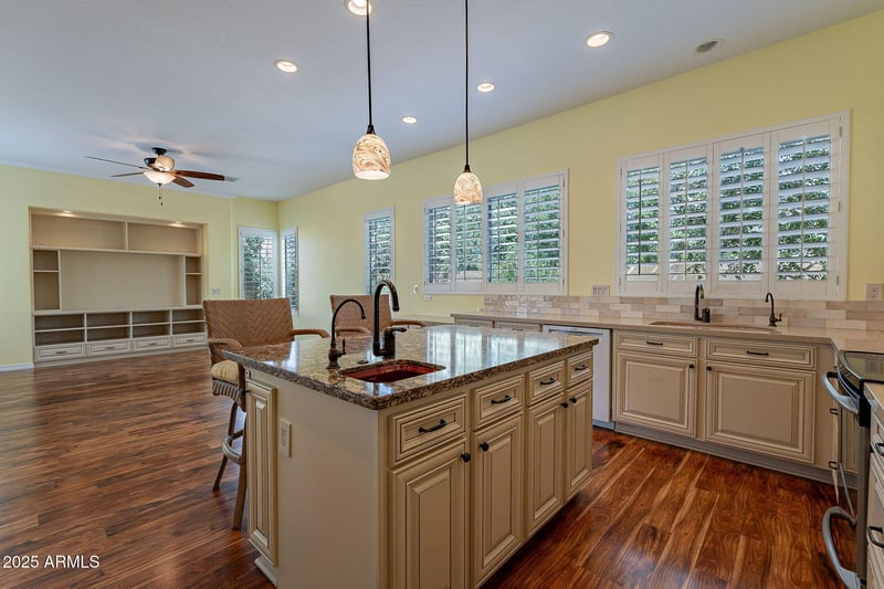 1770 Hawk Way, Chandler, AZ 85286