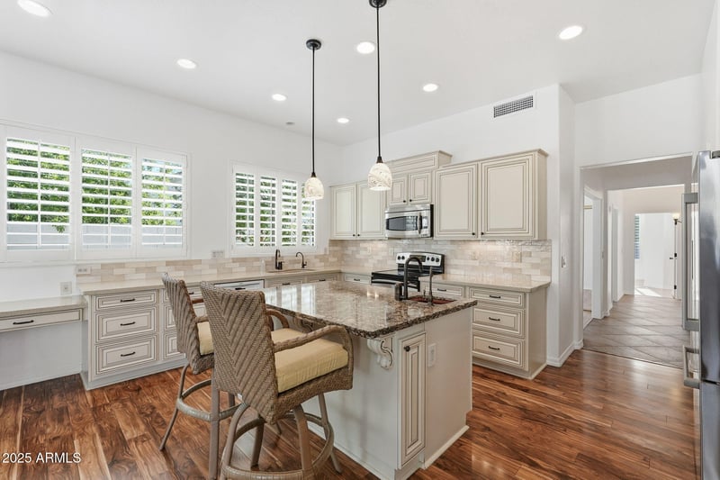 1770 Hawk Way, Chandler, AZ 85286