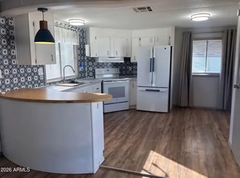 1770 Valley Dr #65, Apache Junction, AZ 85120