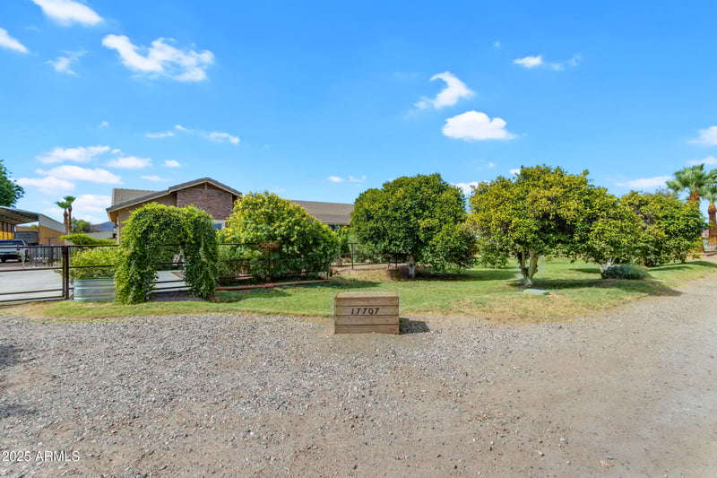 17707 Stacey Rd, Queen Creek, AZ 85142